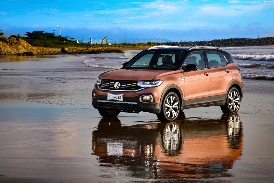  Volkswagen T-Cross 250 TSI Highline 2019 года  (LA) (фото 1 из 38)